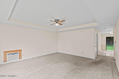 7610SummitviewAveInteriors-1