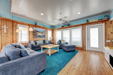3rd Floor Living Area