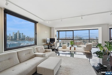 Troy Towers unit 1012, Union City, NJ 07087 - photo 5