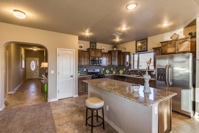 13545 Harbottle St, El Paso, TX 79928 - photo 7