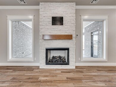 8138 Hunter Ct, Shawnee, OK 74804 - photo 7