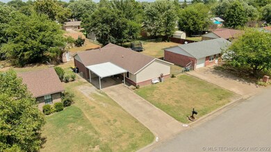 1327 E 144th St, Glenpool, OK 74033 - photo 4
