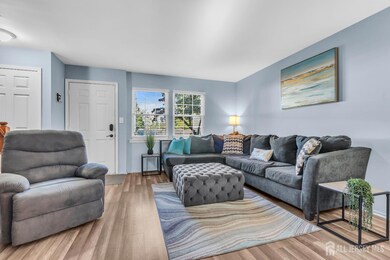 82 Cliffwood Ave unit 53, Cliffwood, NJ 07721 - photo 5