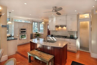 21 Titcomb St, Newburyport, MA 01950 - photo 3