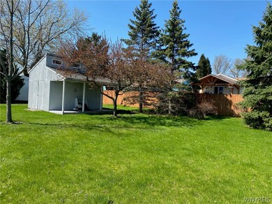 7282 Balla Dr, North Tonawanda, NY 14120 - photo 7