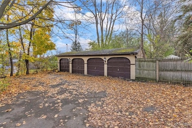 1315 Maple Ave, Niagara Falls, NY 14305 - photo 4