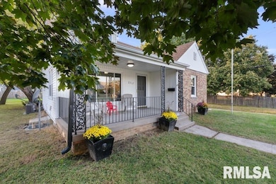 2717 7th St, Moline, IL 61265 - photo 5