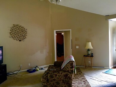 132 Lorien Cir, Shelbyville, TN 37160 - photo 2