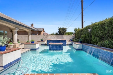 1910 Three Bridges Way, Bakersfield, CA 93311 - photo 2