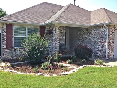 4200 S Redbud Ave, Broken Arrow, OK 74011 - photo 2