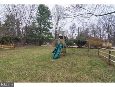 85 Hawthorne Ln, Phoenixville, PA 19460 - photo 5