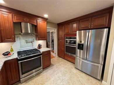 11 Silver Maple Dr, Coventry, RI 02816 - photo 6