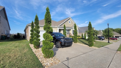 9003 Lockeland Dr, Spring Hill, TN 37174 - photo 2