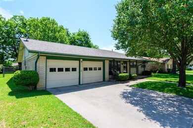 314 Willow Way, Gainesville, TX 76240 - photo 3