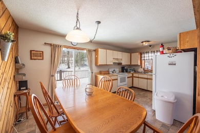 38 Summit Meadows Cir, Dover, VT 05356 - photo 4