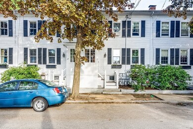 31 Olive St unit 31, Newburyport, MA 01950 - photo 2