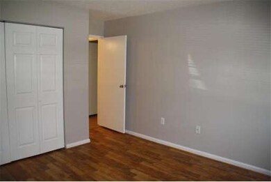 302 Tuckers Ln, Hingham, MA 02043 - photo 5