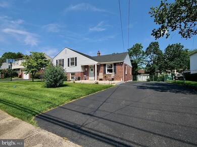 405 Sir Galahad Dr, Brookhaven, PA 19015 - photo 3