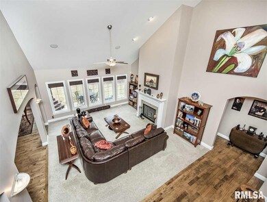 7213 N Draycott Place, Peoria, IL 61615 - photo 5