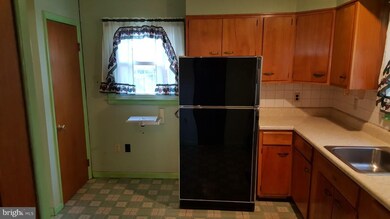 2200 Columbia Ave, Hyattsville, MD 20785 - photo 4