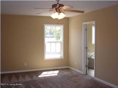 11702 Taylor Rae Dr, Louisville, KY 40229 - photo 7