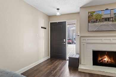 15912 Archwood Ln unit 1016, Dallas, TX 75248 - photo 5