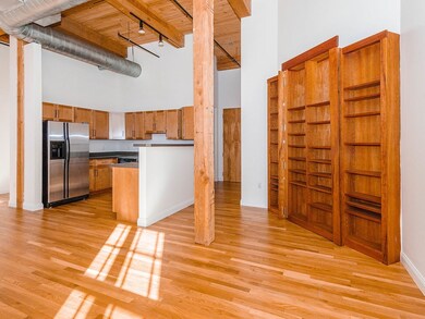 60 Tufts St unit 8, Somerville, MA 02145 - photo 6