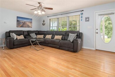 326 Pond Dr, Dunnsville, VA 22454 - photo 7