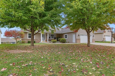 744 Ojibwe Path, Kewaskum, WI 53040 - photo 2