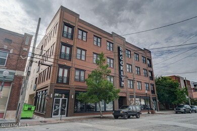 709N4thEdit-3