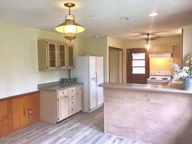 310 Forest Grove Ave, Jacksonville, NC 28540 - photo 5