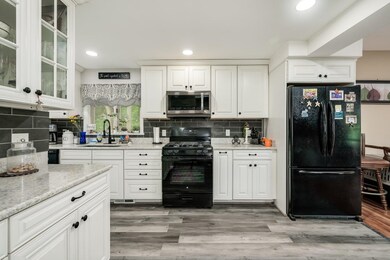 57 Rutland St, Dover, NH 03820 - photo 4