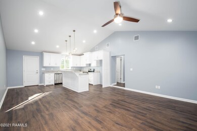 3_Living Room-1