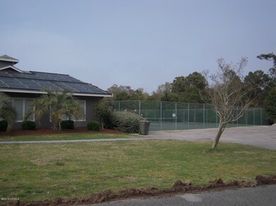 Community tennis courts & clubhouse