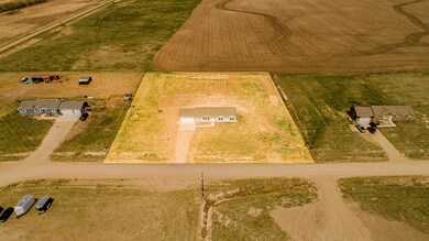 14991 Cochise St, Williston, ND 58801 - photo 5