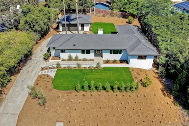 1870 Laurel Rd, Oceanside, CA 92054 - photo 2