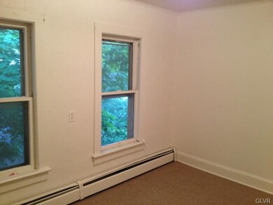 703 Sarah St unit B, Stroudsburg, PA 18360 - photo 6