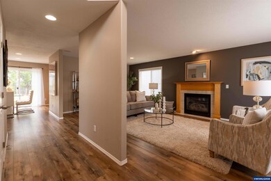 2005 Lynx Ave SW, Albany, OR 97321 - photo 3