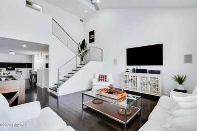 14-web-or-mls-1201 S College Rd-6-1