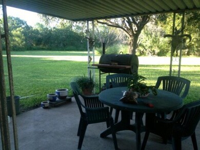 652 W Business 83, Weslaco, TX 78596 - photo 4