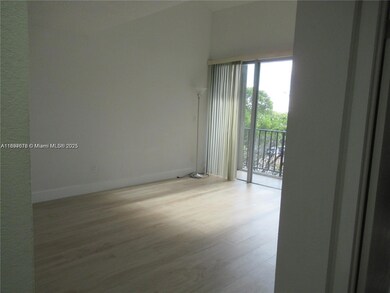 100 Fontainebleau Blvd unit 403, Miami, FL 33172 - photo 5