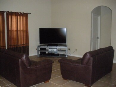 606 Waxwing Cedar Dr, Laredo, TX 78045 - photo 2