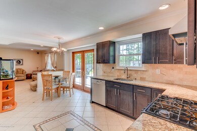 3 Glacier Dr, Howell, NJ 07731 - photo 7