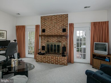 5903 Munson Ct, Falls Church, VA 22041 - photo 7