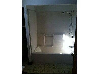 Full Bath.