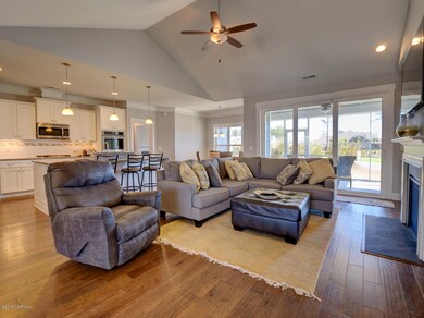 5204 Leisure Cir Wilmington NC-large-006
