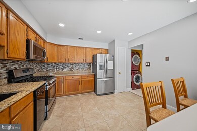 3895B Steppes Ct unit 3895B, Falls Church, VA 22041 - photo 7