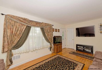 5 Bertone Dr, Schenectady, NY 12306 - photo 7