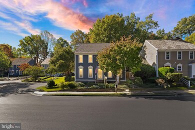 2082 Cobblestone Ln, Reston, VA 20191 - photo 2