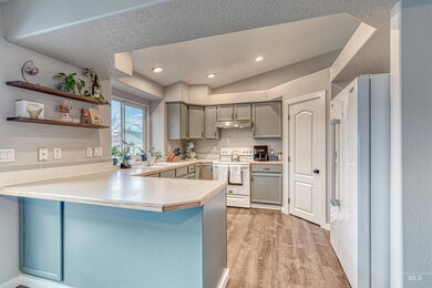 546 Fall Dr, Nampa, ID 83686 - photo 7